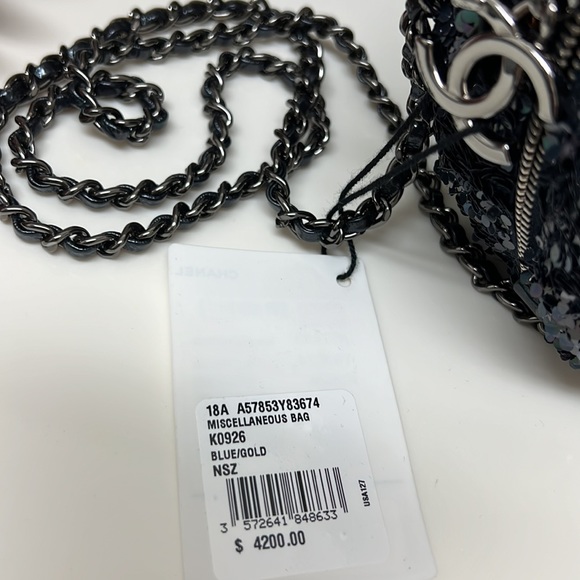 Chanel miscellaneous bag - Picture 4 of 10